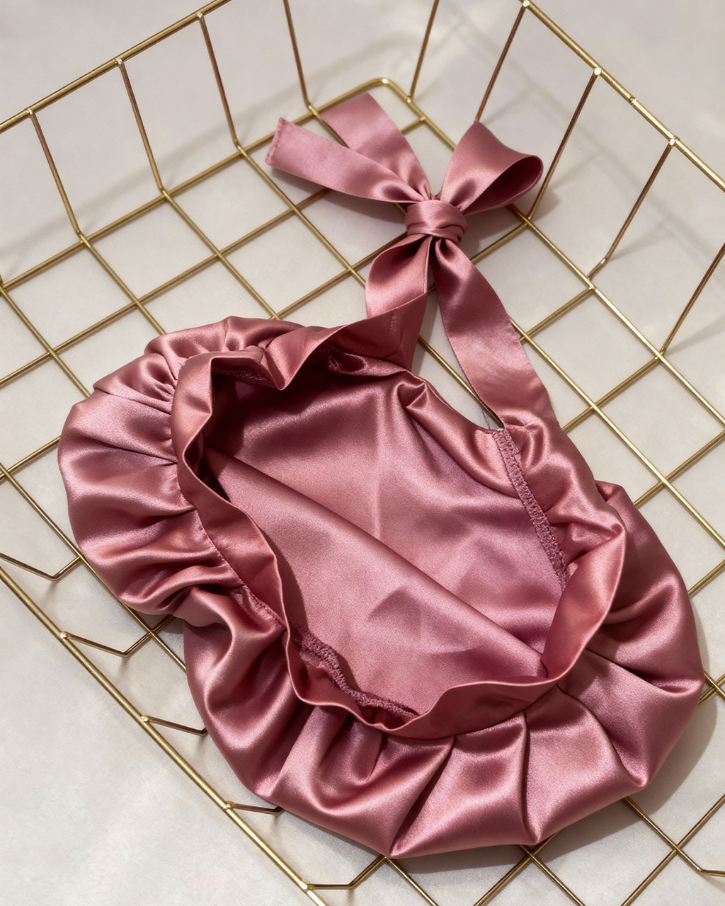 SATIN BONNET (set of 4)