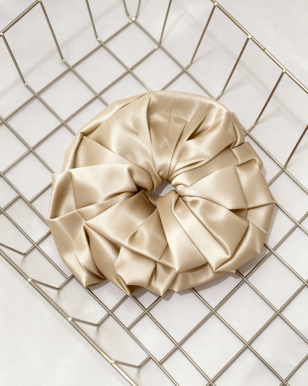 SATIN SCRUNCHIES (set of 4)