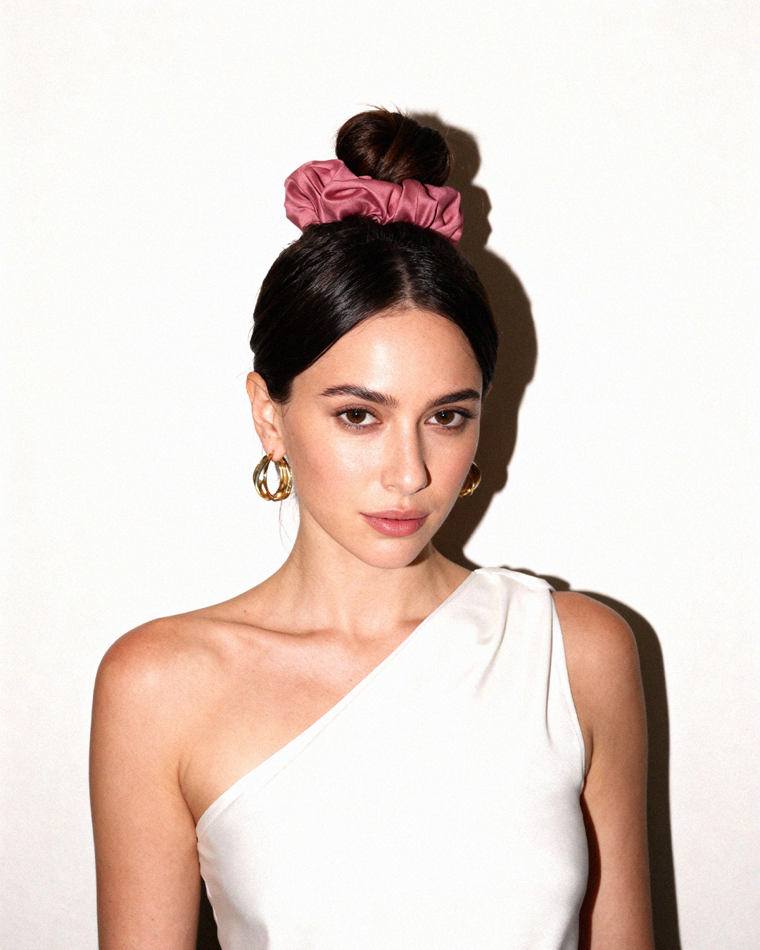 SATIN SCRUNCHIE